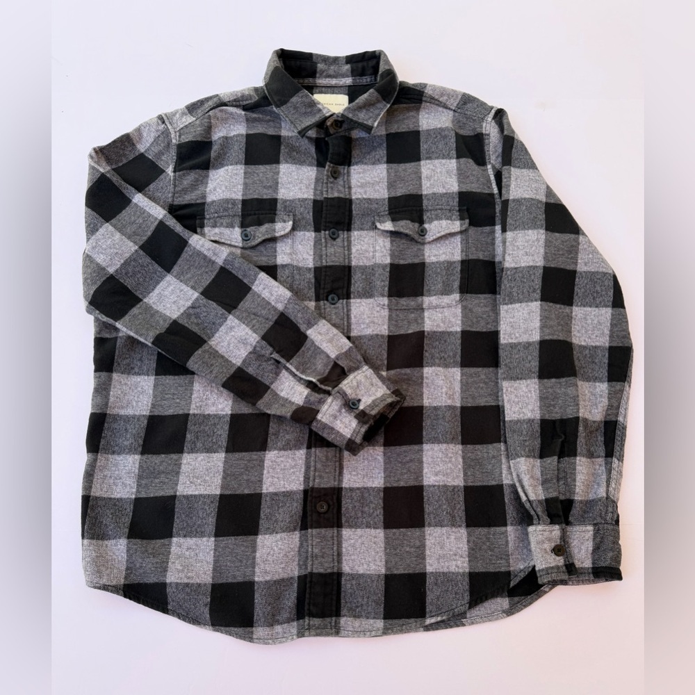 Men’s American Eagle Outfitters Flannel Shirt Black And White Plaid Size XL​​